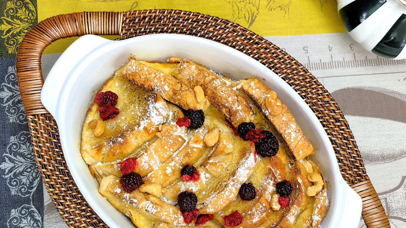 Oval Casserole Basket with Stoneware Roaster, Medium 2QT