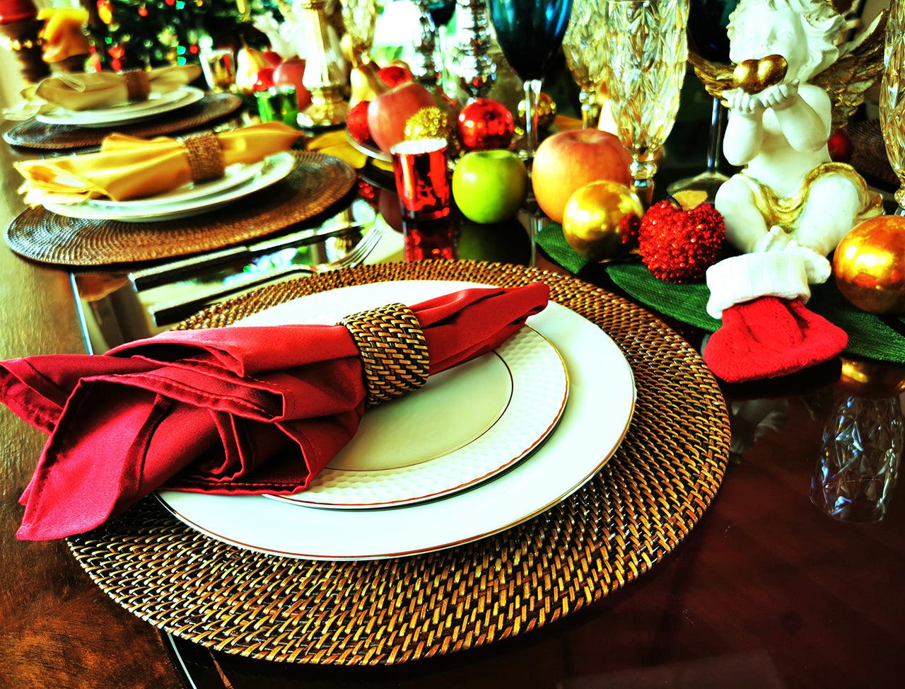 HOLIDAY HOSTING