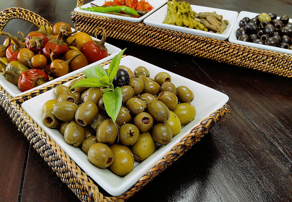 Handwoven Crudité Tray – Classic Size, with 3 Porcelain Dishes